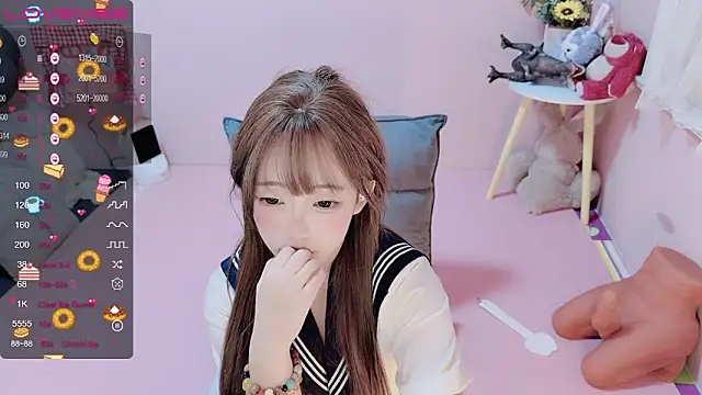 Snapshot of TUTU-new chatting on January 2025 10:12:01 PM TUTU-new online show from January 2025 10:12:01 PM