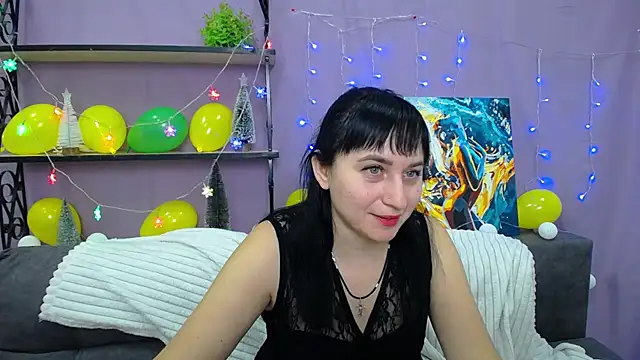 NinaFlawlees online show from January 2025 10:35:02 PM