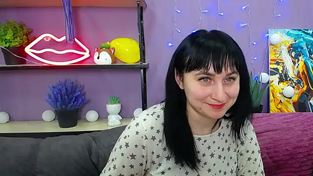 NinaFlawlees online show from January 2025 02:04:02 AM