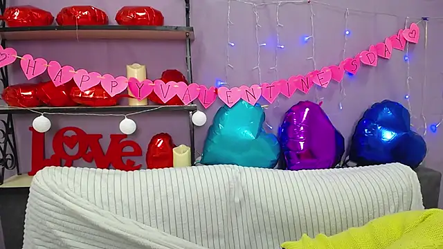 NinaFlawlees online show from February 2025 11:03:02 PM