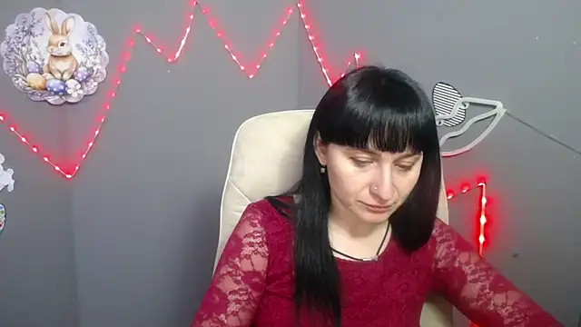 NinaFlawlees online show from April 2026 05:52:01 AM