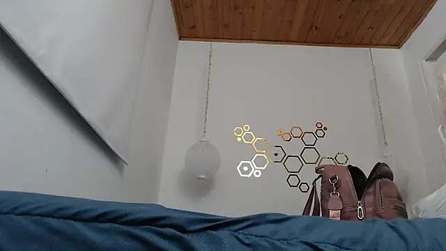 adriscute online show from March 2025 03:10:02 AM