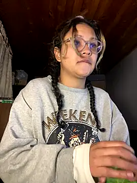 Hathorlove online show from October 2025 03:17:02 AM