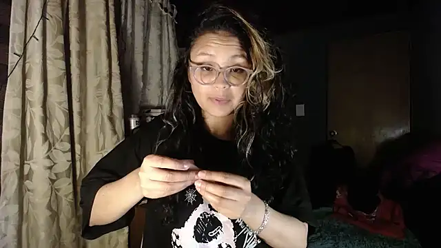 Hathorlove online show from November 2025 07:53:02 AM