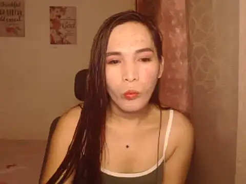 Snapshot of Msyensmith chatting on December 2024 05:52:02 AM Msyensmith online show from December 2024 05:52:02 AM