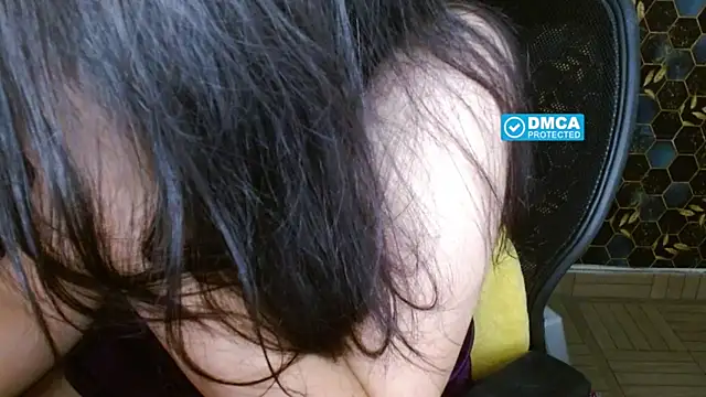 Snapshot of KinderrJoy chatting on June 2026 06:09:01 AM KinderrJoy online show from June 2026 06:09:01 AM