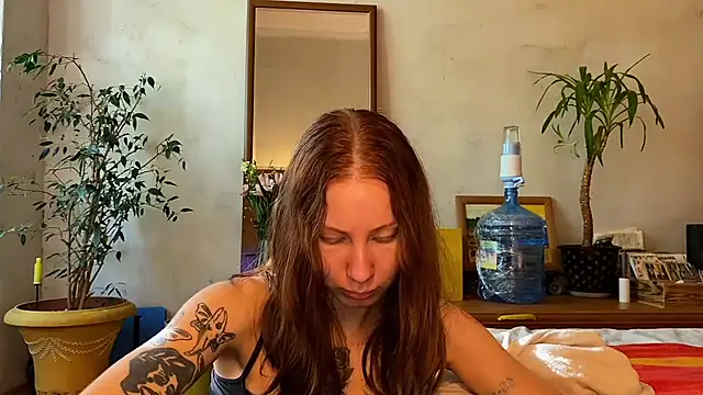 Snapshot of elfess chatting on September 2025 08:08:01 AM elfess online show from September 2025 08:08:01 AM