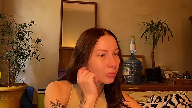 Snapshot of elfess chatting on October 2025 07:29:01 AM elfess online show from October 2025 07:29:01 AM