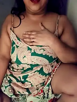 Snapshot of sassy_horny chatting on December 2024 08:11:01 PM sassy horny online show from December 2024 08:11:01 PM