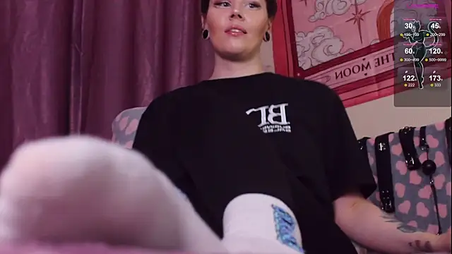 Luna Blake online show from March 2025 07:17:01 PM