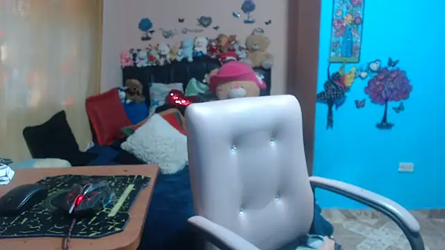 milfeddy  online show from October 2025 08:17:01 PM