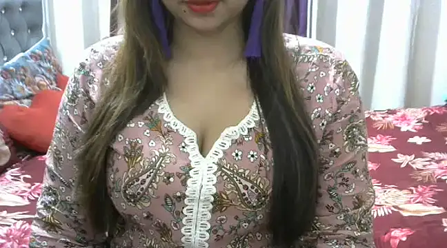 Snapshot of cutebengaligirl chatting on March 2025 08:32:02 PM cutebengaligirl online show from March 2025 08:32:02 PM
