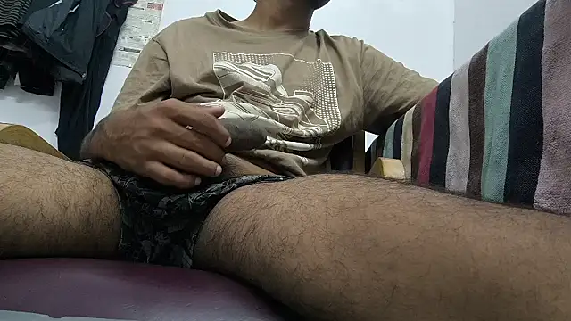 Im Aryan online show from October 2025 05:24:01 AM