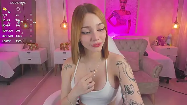 LITTLE-VIVI online show from February 2025 03:23:01 AM