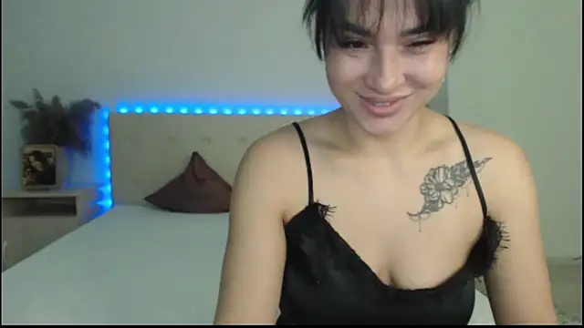 RoxannePure online show from October 2025 03:47:02 AM