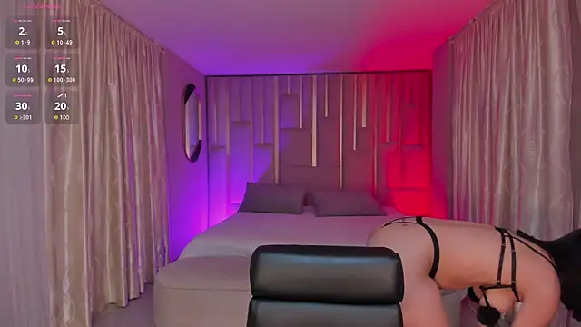 RossieRhoades online show from February 2025 03:52:02 PM