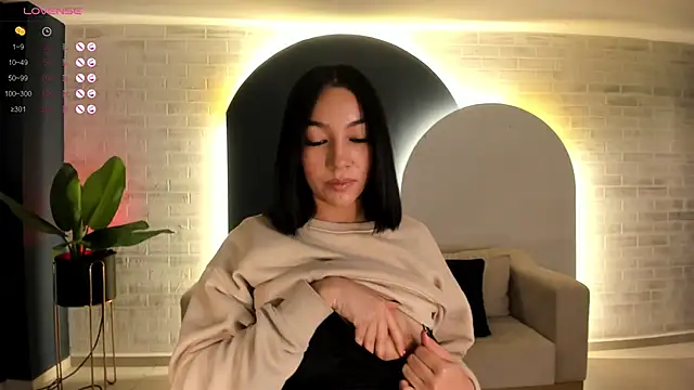 RossieRhoades online show from February 2025 09:37:01 AM