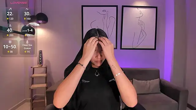 RossieRhoades online show from March 2025 12:01:02 PM