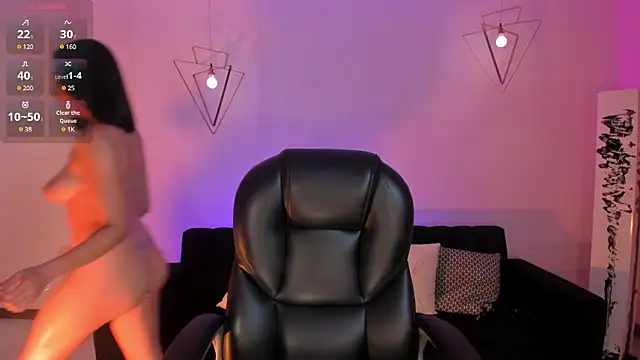 RossieRhoades online show from March 2025 03:40:02 PM