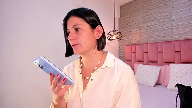 SarahDeyvis online show from January 2025 02:02:02 PM