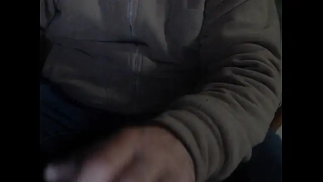 masculine bear daddy online show from December 2024 06:05:01 PM