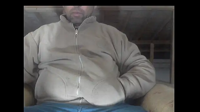 masculine bear daddy online show from January 2025 05:37:02 PM