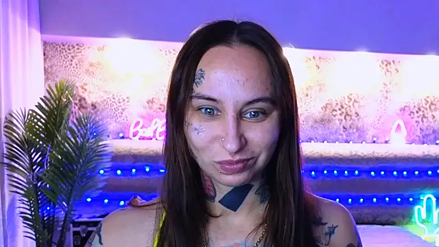 Cool Freak  online show from December 2024 09:50:02 AM