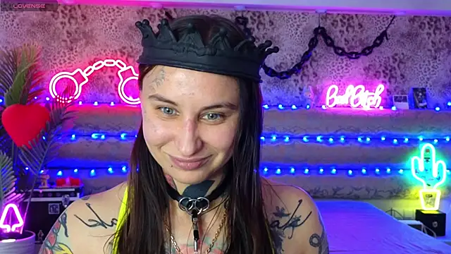 Cool Freak  online show from March 2026 11:04:02 AM