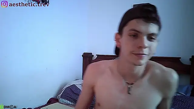Snapshot of Twink_Temptation chatting on January 2025 04:14:02 PM Twink Temptation online show from January 2025 04:14:02 PM