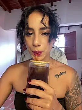 Ale Lewis online show from February 2026 09:02:01 PM