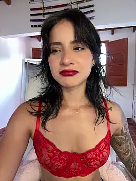 Ale Lewis online show from May 2026 07:09:02 PM