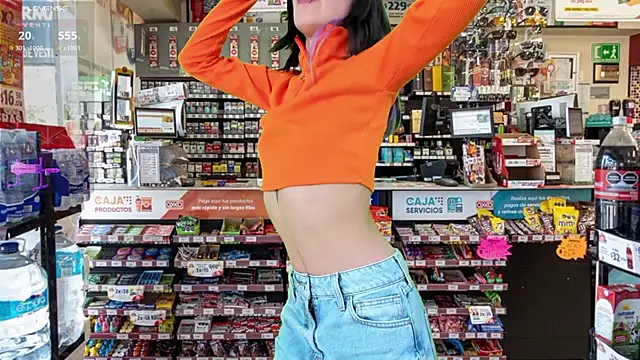 NanaRott online show from February 2025 01:00:01 AM