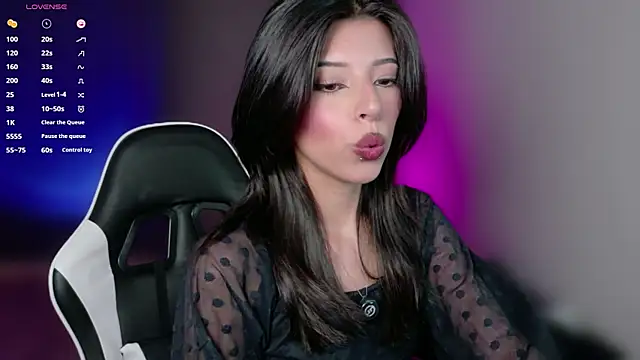 NanaRott online show from August 2026 10:19:01 PM