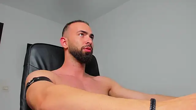 MichaelMasterss online show from December 2024 09:52:01 PM