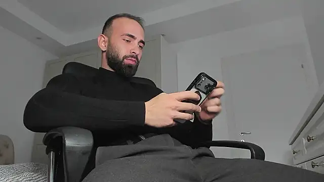 MichaelMasterss online show from February 2026 08:34:02 PM