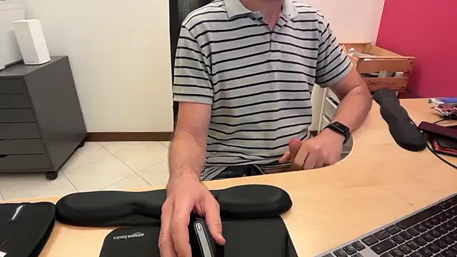 riccardofortis online show from September 2025 04:52:01 PM