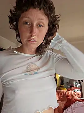 mossy kiss online show from January 2026 05:15:01 PM