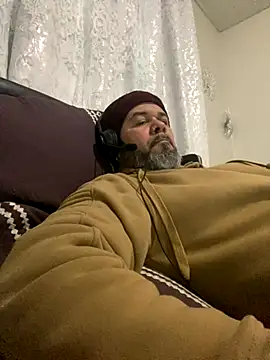 Cristian-Brayan online show from November 2025 04:41:02 PM