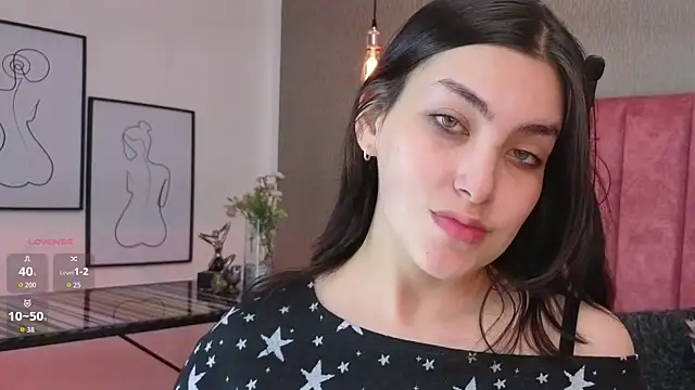 Alexa Thaylor  online show from April 2026 04:03:01 PM