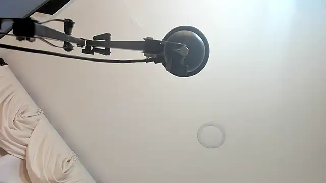 sarita loven online show from April 2026 04:28:02 AM