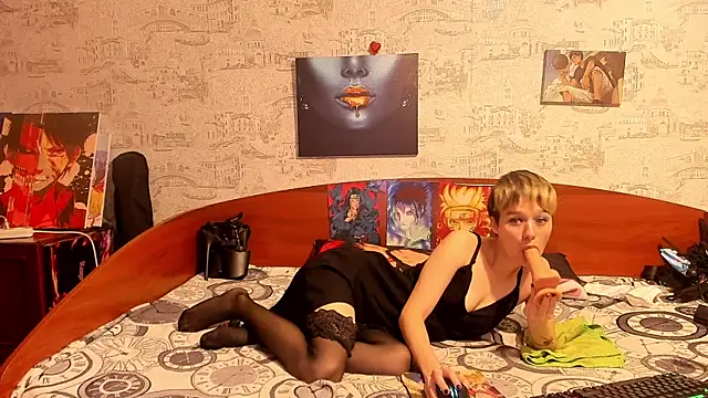 KagamiTayga online show from October 2025 02:18:01 AM