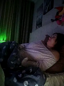 ROXOLANAA SEXY online show from November 2025 01:05:01 AM