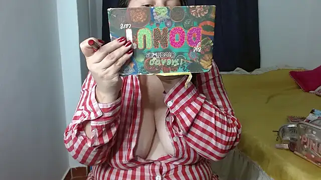 Snapshot of Victoriaevans1 chatting on February 2025 04:20:01 PM Victoriaevans1 online show from February 2025 04:20:01 PM