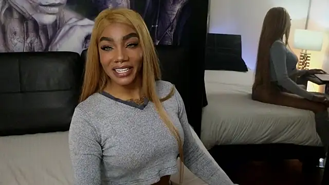 emely brandon online show from November 2025 03:01:01 AM