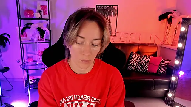 RebeccaMartinez online show from December 2024 05:20:01 AM