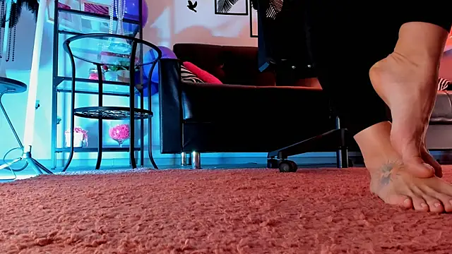 RebeccaMartinez online show from December 2024 01:56:02 PM
