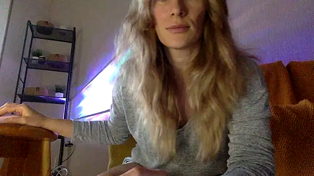 RebeccaMartinez online show from March 2025 01:51:01 PM