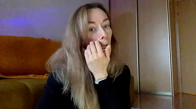 RebeccaMartinez online show from March 2025 01:13:02 PM