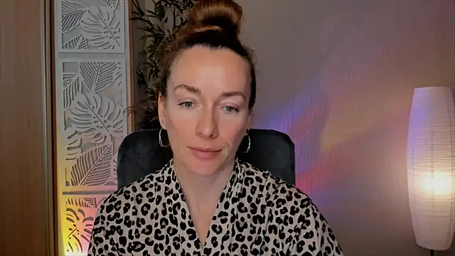 Snapshot of RebeccaMartinez chatting on April 2026 07:28:01 AM RebeccaMartinez online show from April 2026 07:28:01 AM