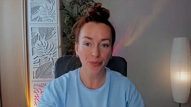 Snapshot of RebeccaMartinez chatting on May 2026 08:22:01 AM RebeccaMartinez online show from May 2026 08:22:01 AM